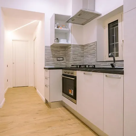 Song House Centro Storico 5 Pax Apartment
