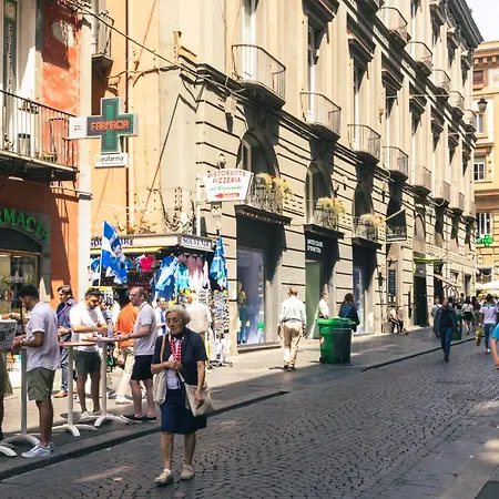 Apartment Song House Centro Storico 5 Pax Naples